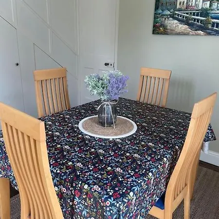 Charming House On Taylors Hill With Free Parking Vila Galway